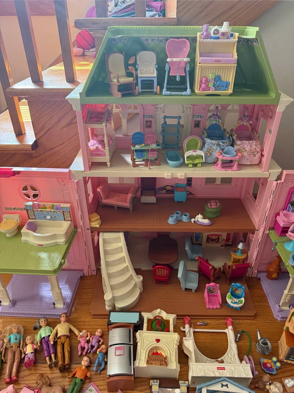 Fisher-Price Loving Family Dollhouse with Furniture, Accessories & Figures – Complete Set