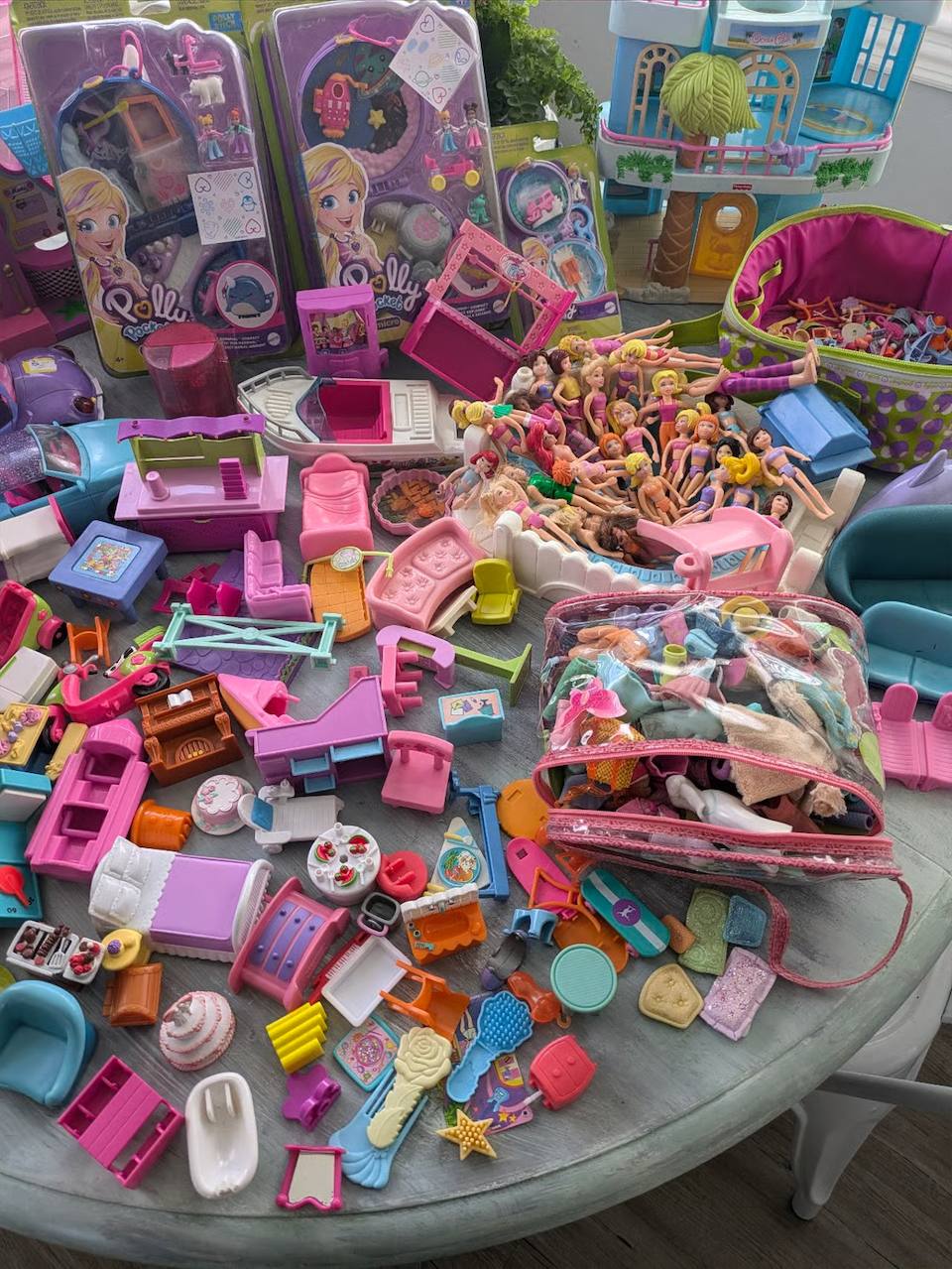Huge Polly Pocket Lot – Vintage Mini Dolls and Accessories Playset Bundle